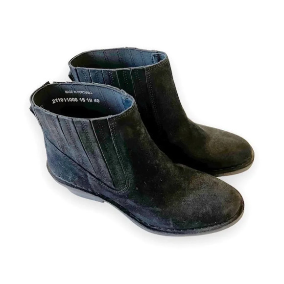 Fly London Size 40 EU Black Suede Subtle‎ Metallic Ankle Boot Pull-on Style Nice - Picture 12 of 12